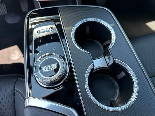 2024 CADILLAC LYRIQ Luxury SUV