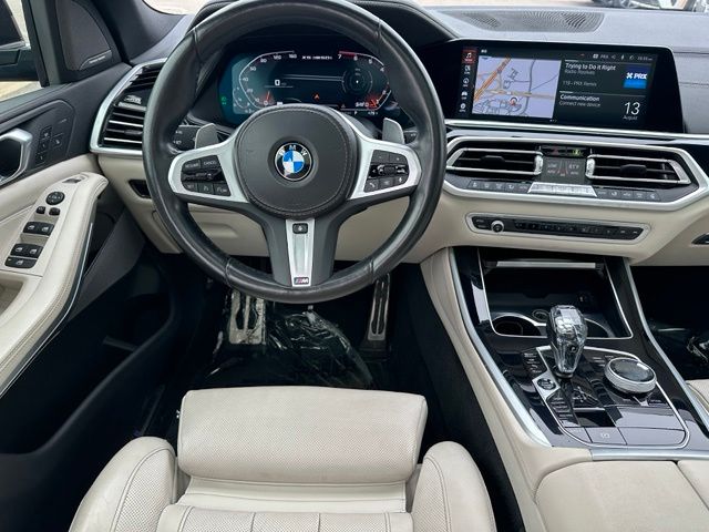 2022 BMW X5 M50i SUV