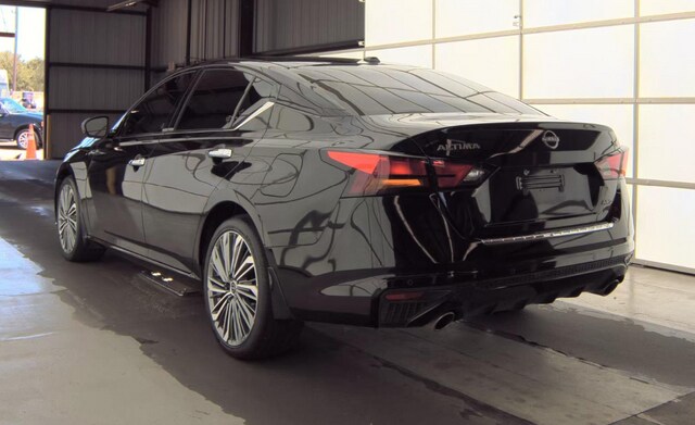 2023 Nissan Altima 2.5 SL Sedan