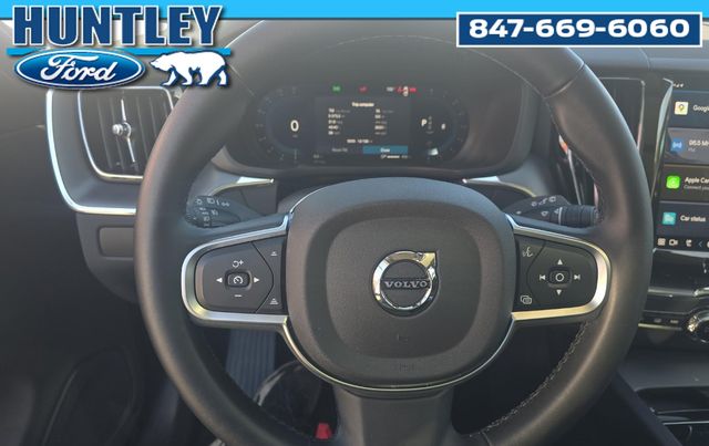 2025 Volvo XC60 B5 Core SUV