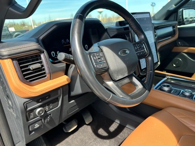 2022 Ford Expedition Max Platinum SUV