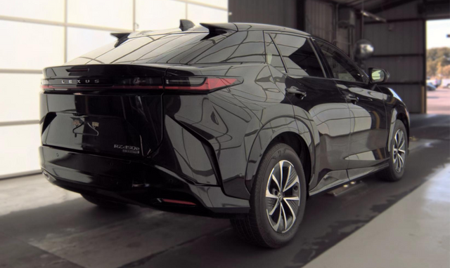 2023 LEXUS RZ 450e 450e Premium SUV