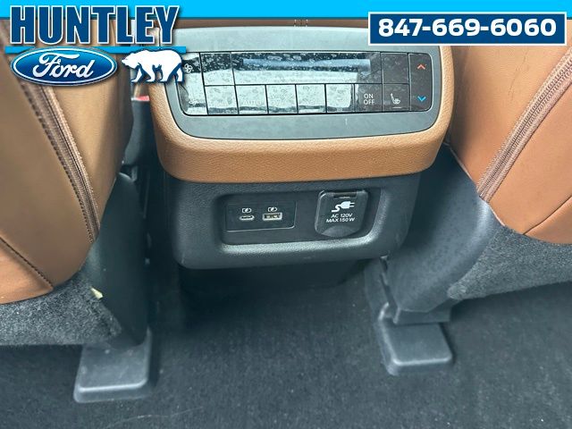 2024 Nissan Pathfinder Platinum SUV