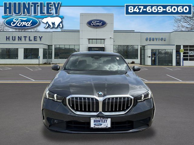 2025 BMW 530i 530i xDrive Sedan