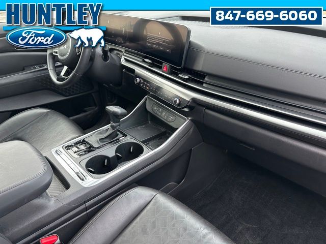 2025 Kia Carnival SX Van Passenger Van