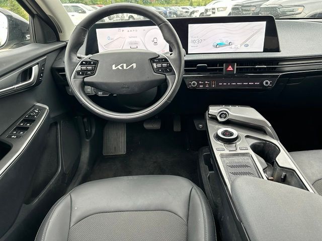 2024 Kia EV6 Light SUV