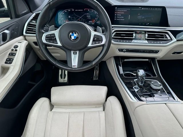 2022 BMW X5 M50i SUV