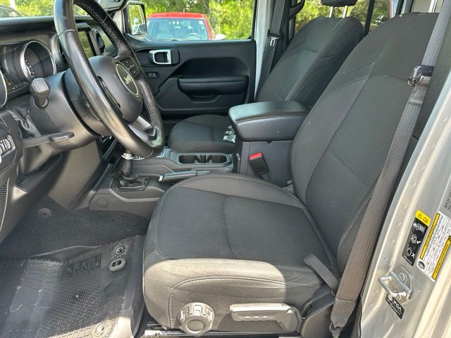 2022 Jeep Gladiator Willys Truck Crew Cab
