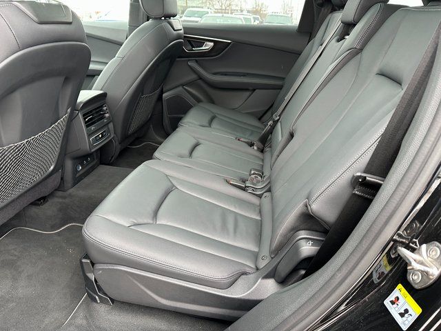 2025 Audi Q7 55 Premium Plus SUV