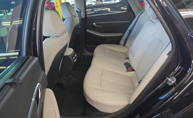 2025 Hyundai Sonata Hybrid Limited Sedan