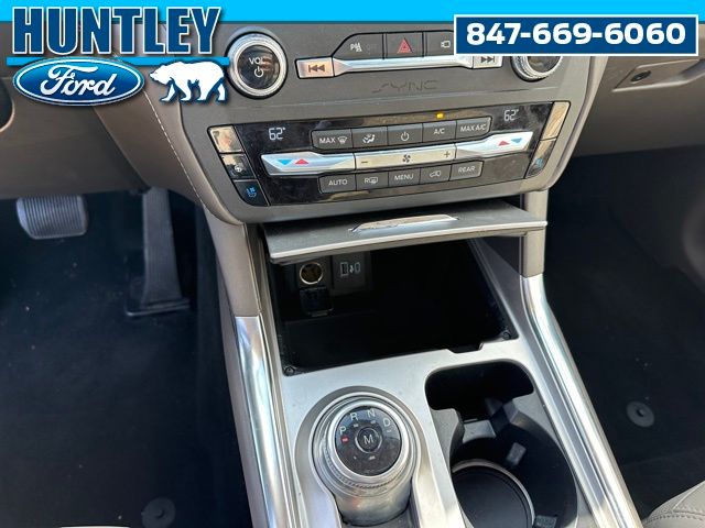 2020 Ford Explorer Platinum SUV