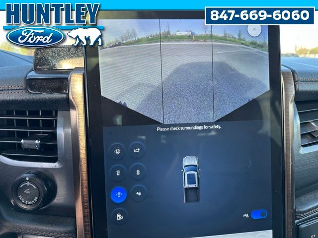 2023 Ford F-150 Lightning Lariat Truck SuperCrew Cab