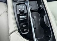 2020 Volvo XC90 T6 Momentum SUV