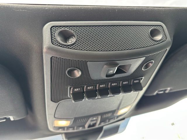 2022 Ford F-350 Lariat Truck Crew Cab