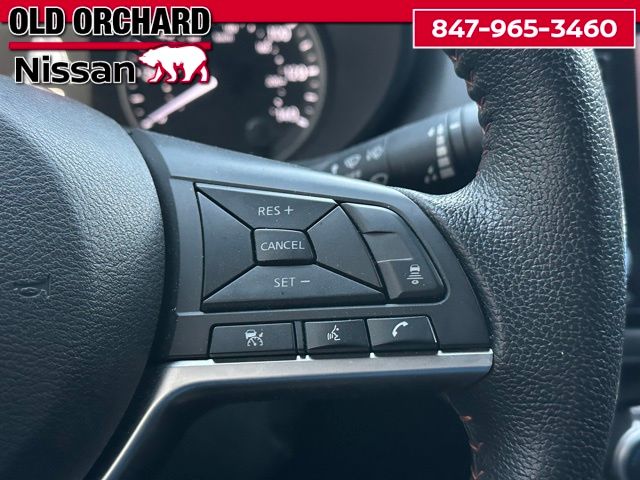 2023 Nissan Versa 1.6 SR Sedan