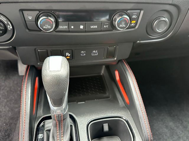 2025 Nissan Frontier PRO-4X Truck Crew Cab