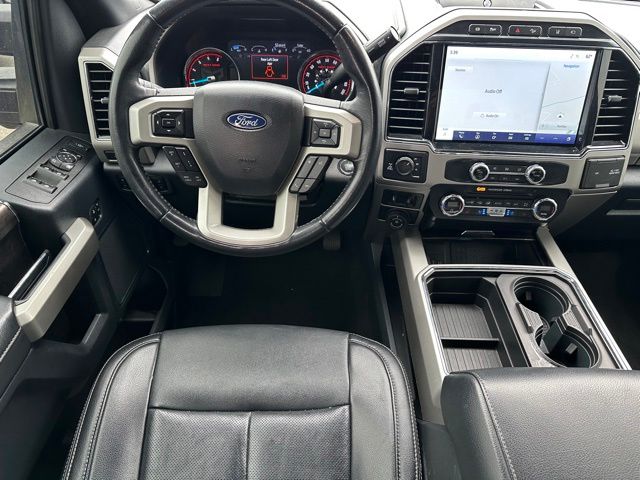 2022 Ford F-250 Lariat Truck Crew Cab