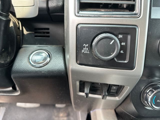 2021 Ford F-250 Lariat Truck Crew Cab