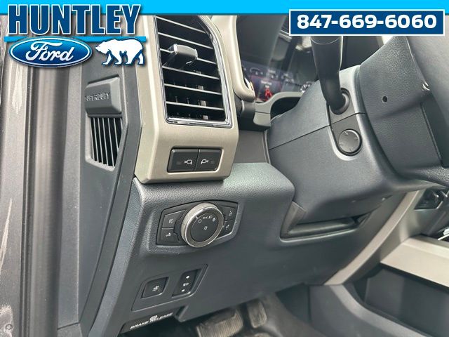 2022 Ford F-250 Lariat Truck Crew Cab