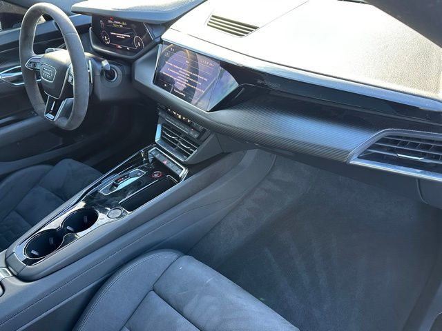2022 Audi e-tron GT Premium Plus Sedan