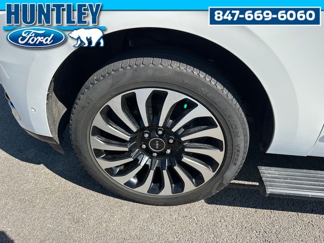 2022 Lincoln Navigator Black Label SUV