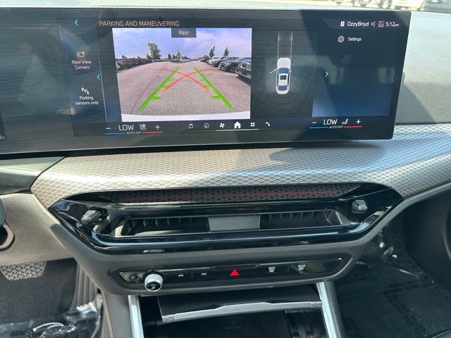 2025 BMW 330i 330i xDrive Sedan