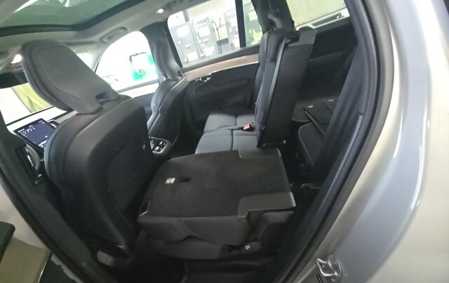 2025 Volvo XC90 B6 Plus 7-Seater SUV