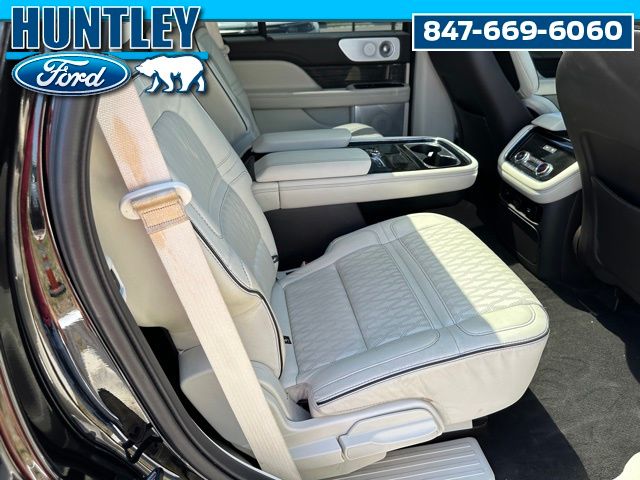 2021 Lincoln Navigator Black Label SUV