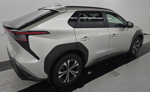 2024 Toyota bZ4X XLE SUV