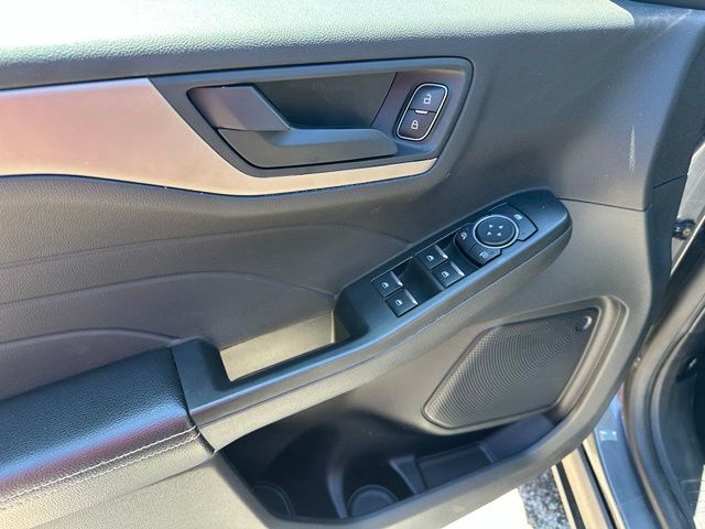 2022 Ford Escape SE SUV