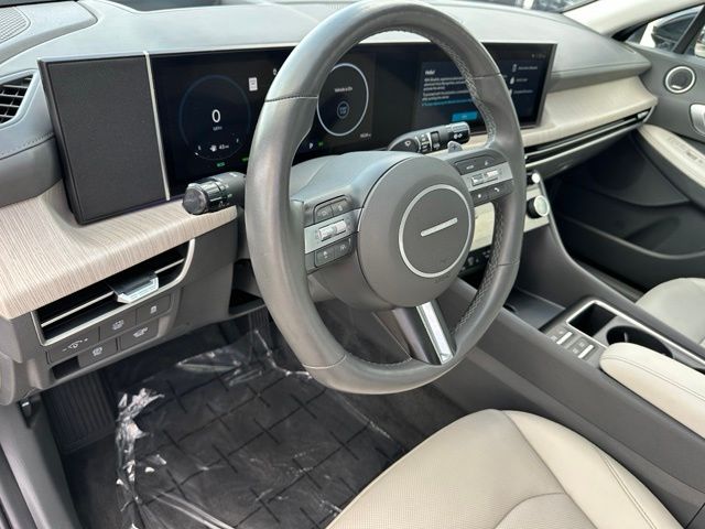 2025 Hyundai Sonata Hybrid Limited Sedan
