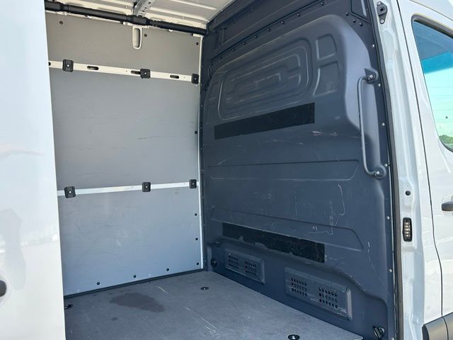 2025 Mercedes-Benz Sprinter 2500 Cargo 144 WB Van Cargo Van