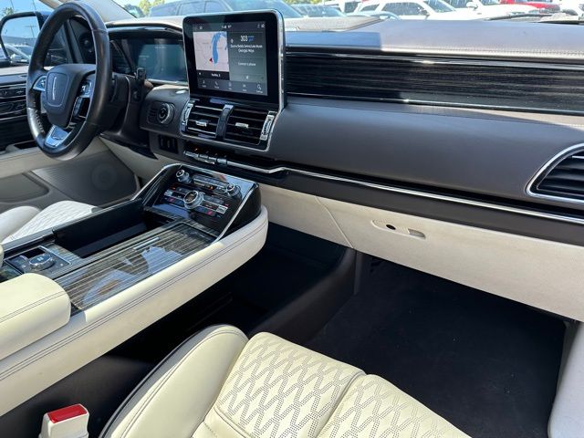 2021 Lincoln Navigator Black Label SUV