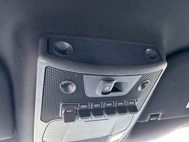 2022 Ford F-350 Lariat Truck Crew Cab