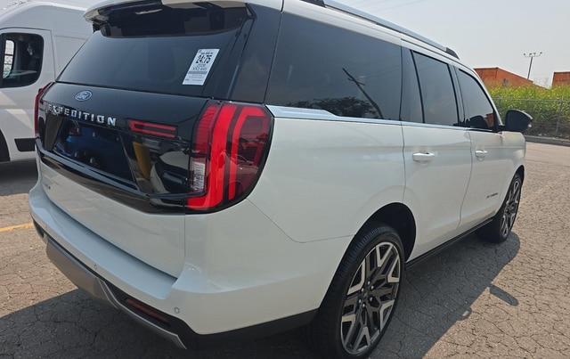 2026 Ford Expedition Platinum SUV