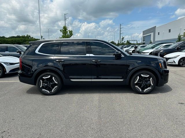 2024 Kia Telluride S SUV