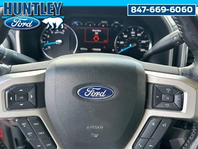 2022 Ford F-350 Lariat Truck Crew Cab