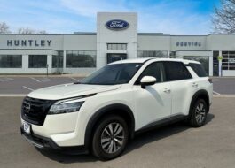 2023 Nissan Pathfinder SL SUV