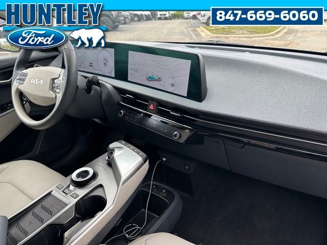 2024 Kia EV6 Wind SUV