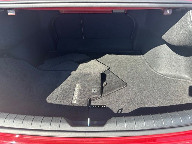 2025 Hyundai Sonata Hybrid Limited Sedan