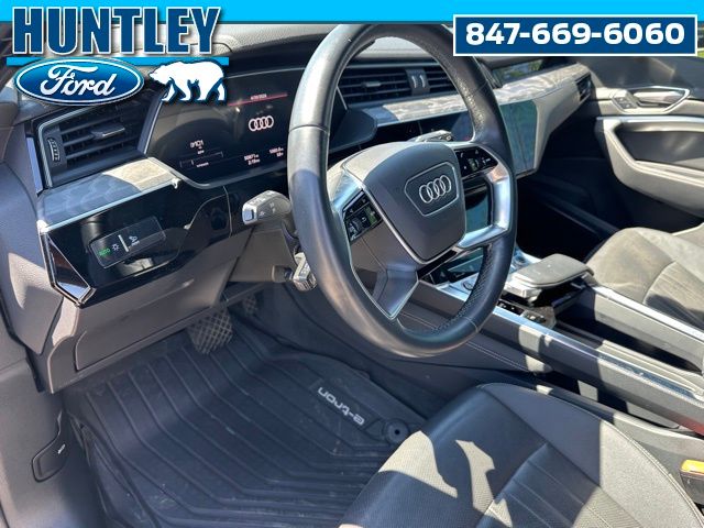 2022 Audi e-tron Premium Plus SUV