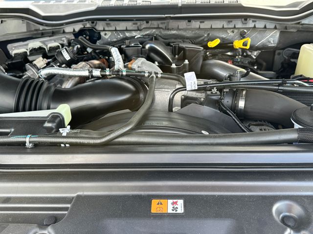 2019 Ford F-450 Platinum Truck Crew Cab