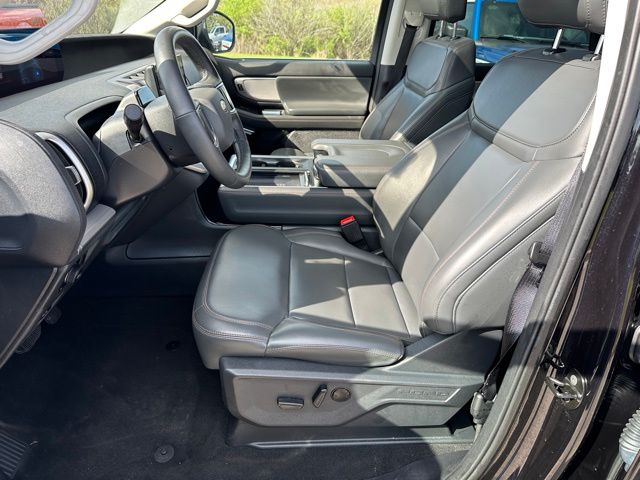 2025 Ford Expedition Max Active SUV