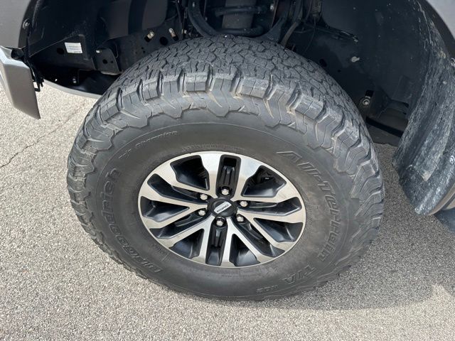2020 Ford F-150 Raptor Truck SuperCrew Cab