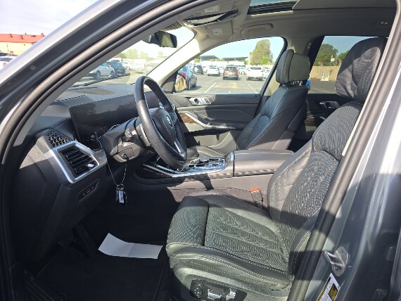 2024 BMW X7 xDrive40i SUV