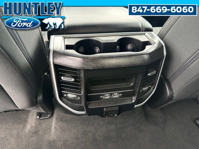 2022 Ram 1500 Big Horn/Lone Star Truck Crew Cab