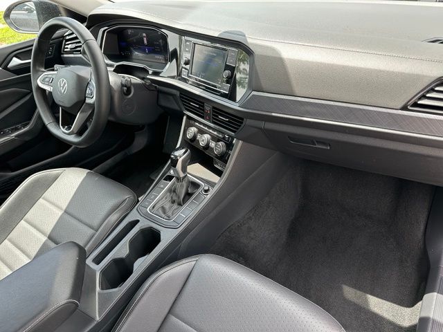 2024 Volkswagen Jetta 1.5T SE Sedan