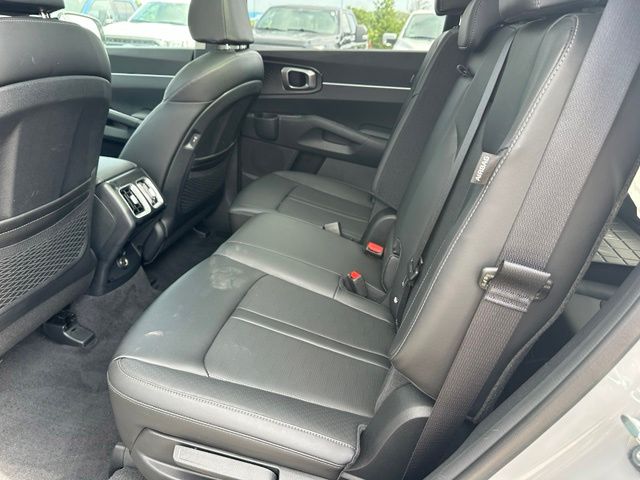 2025 Kia Sorento S SUV
