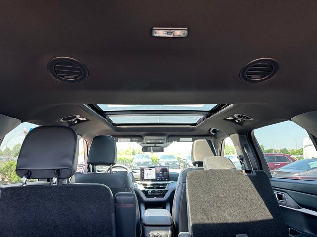 2025 Ford Explorer ST SUV