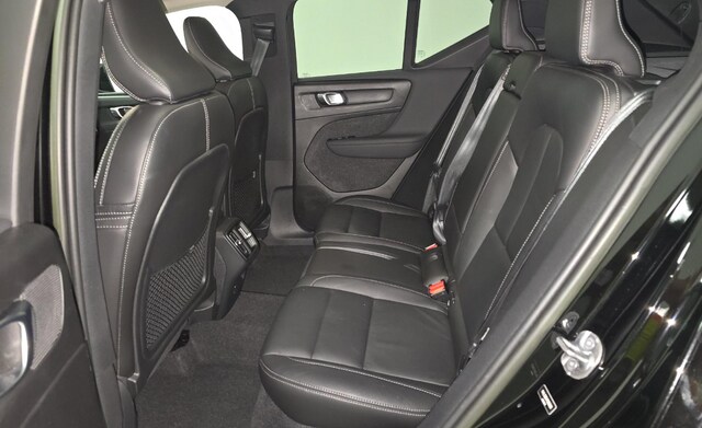 2023 Volvo XC40 B5 Plus Bright Theme SUV